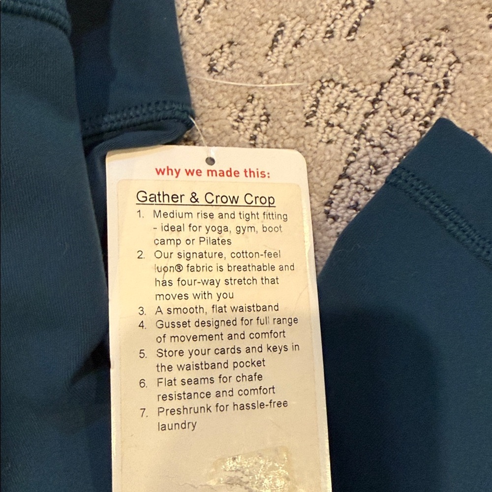 Lululemon NWT gather and crow cropped size 6 - Picture 2 of 2